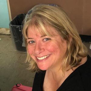 Meet your Posher, Angela